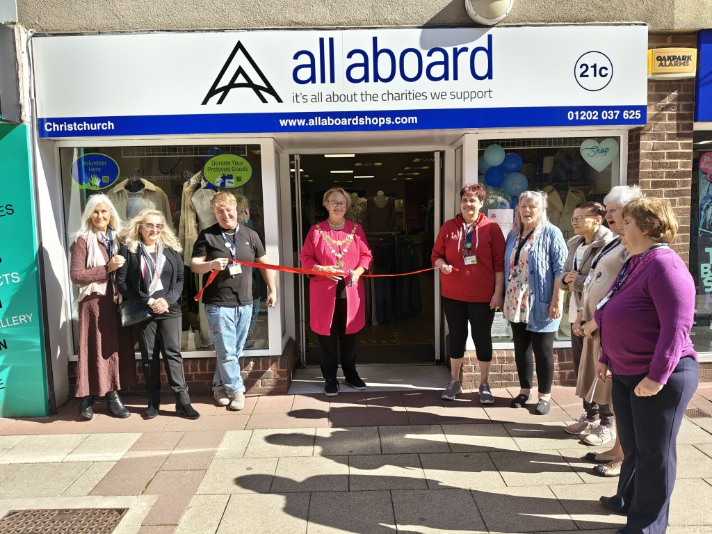 Mayor opening and ribbon cutting All Aboard charity shop.